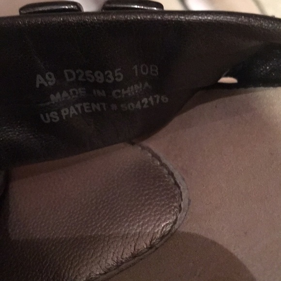 Woman’s Cole Haan Nike Air sandals, Size 10B - Picture 6 of 6